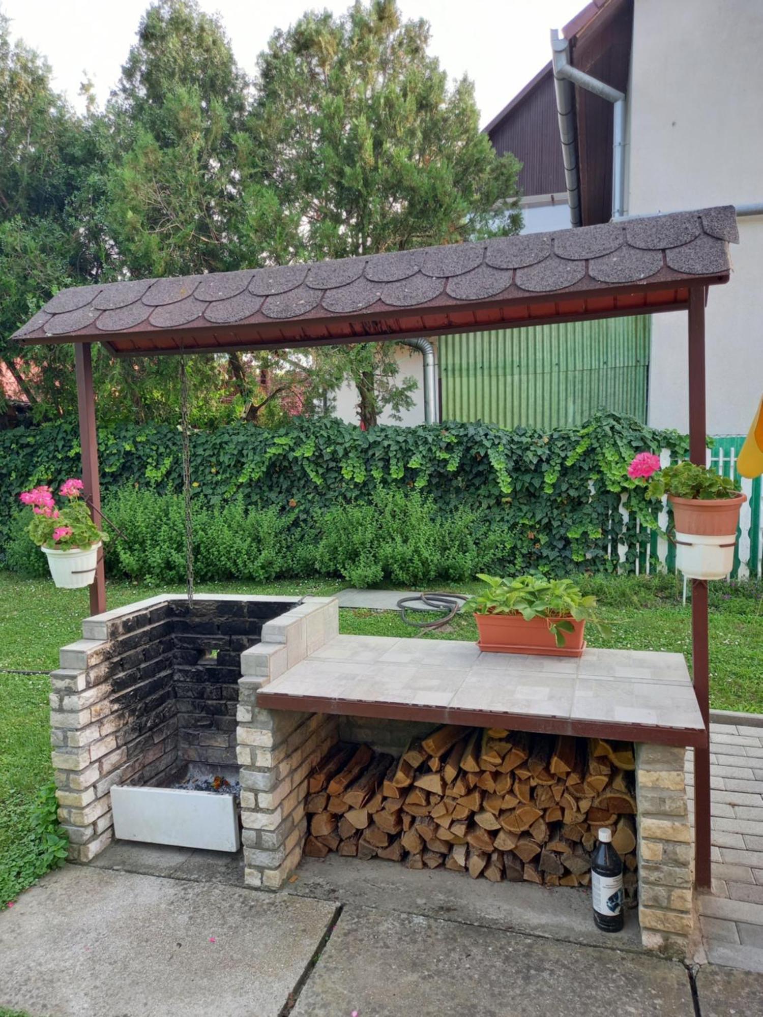 Alfa Apartman Harkány Екстериор снимка