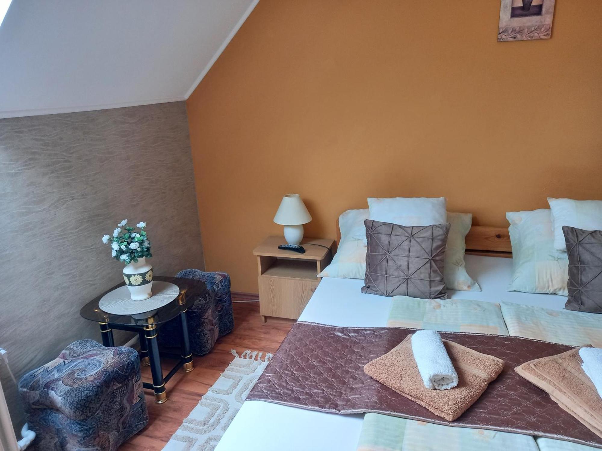 Alfa Apartman Harkány Екстериор снимка